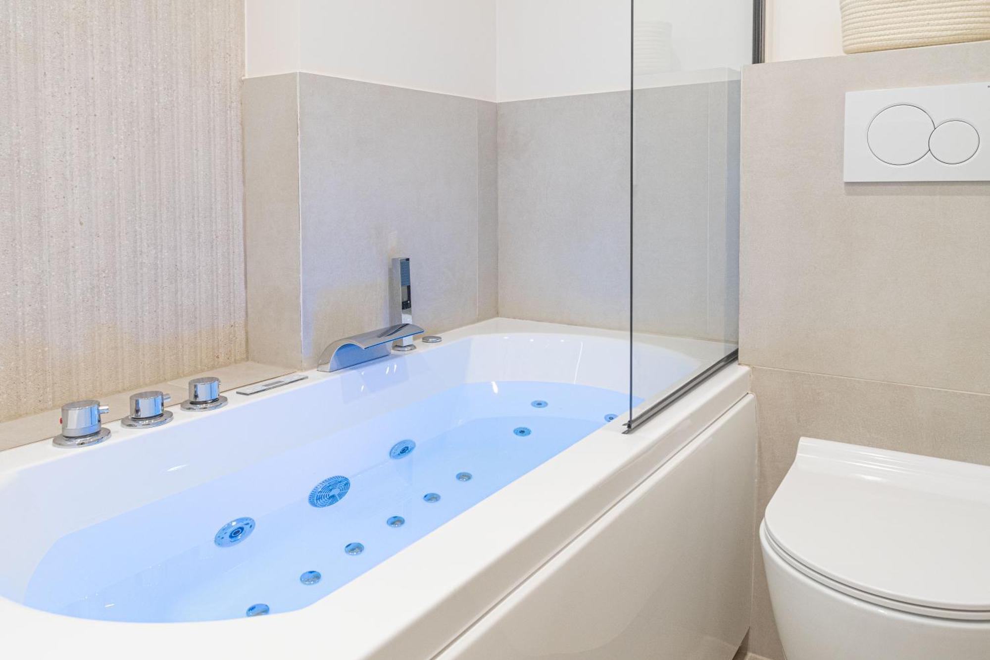 Lavie Maison Ac & Jacuzzi Paris Bagian luar foto