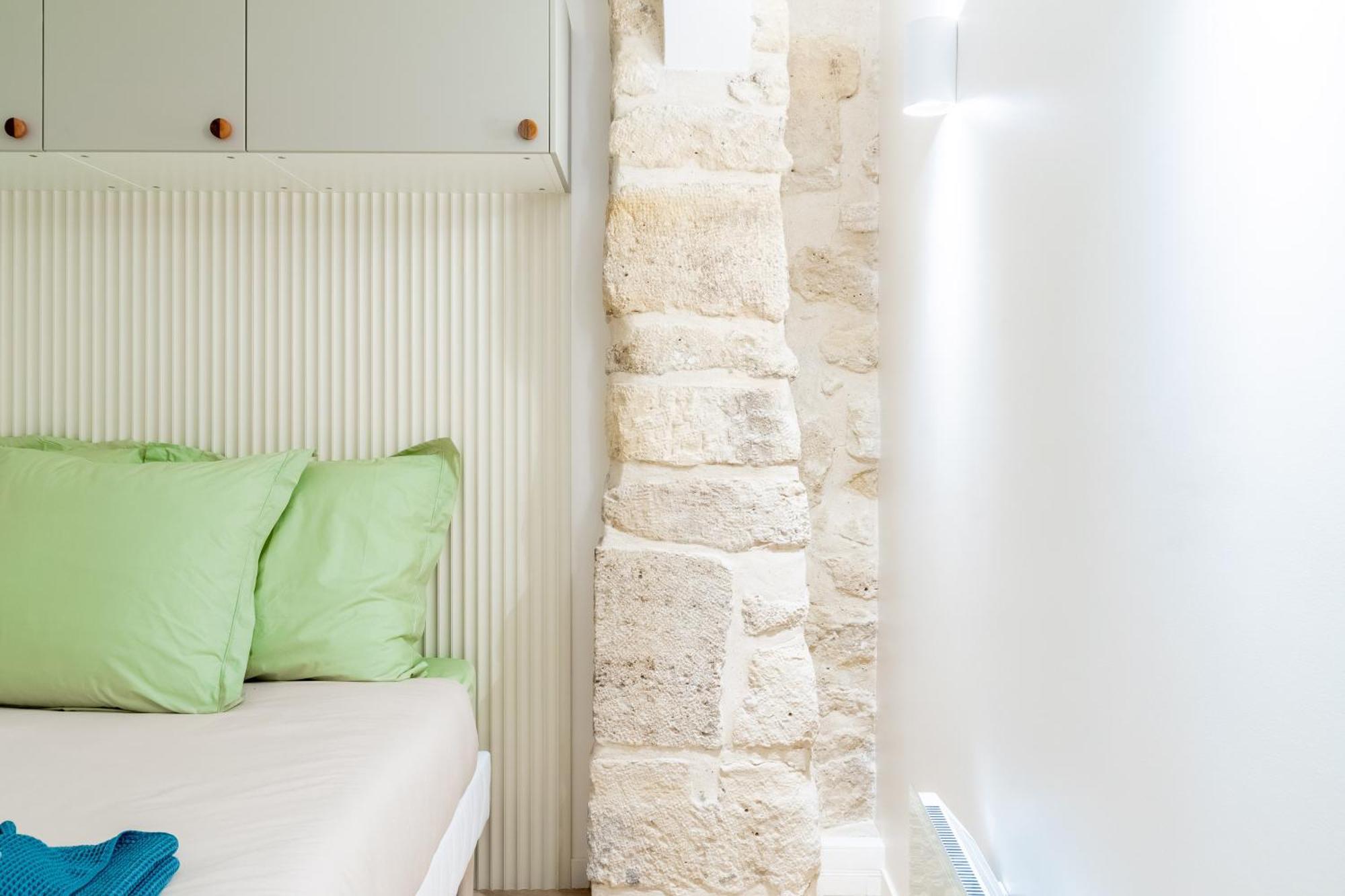 Lavie Maison Ac & Jacuzzi Paris Bagian luar foto